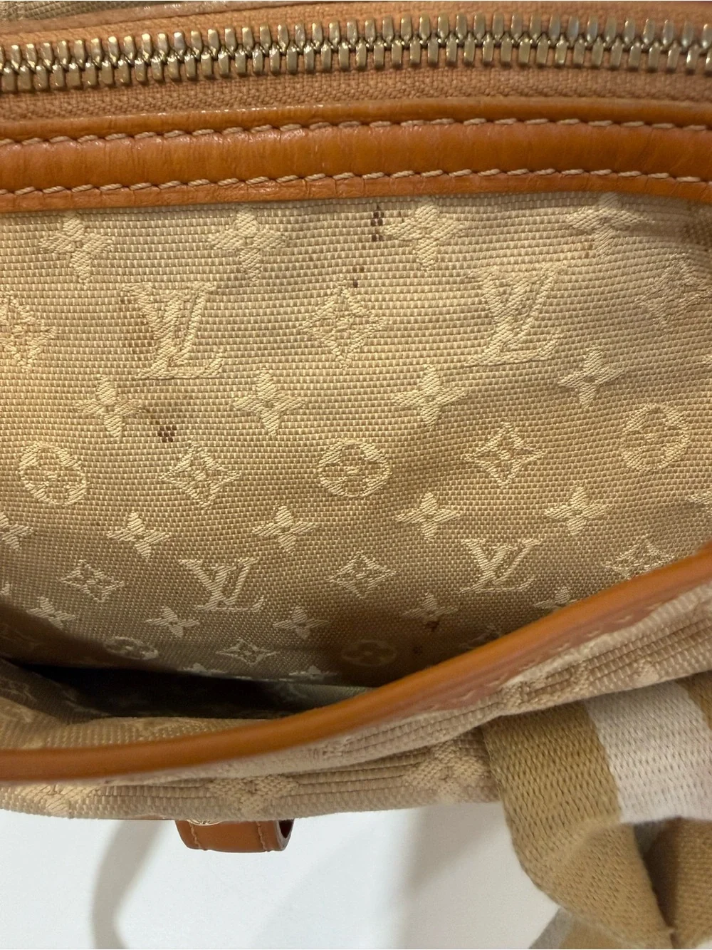 Louis Vuitton Mini Monogram Sac Mary Kate Satchel Top Handle Bag *Stains*